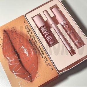 “You Glow Girl” Lip Set by Kylie Cosmetics